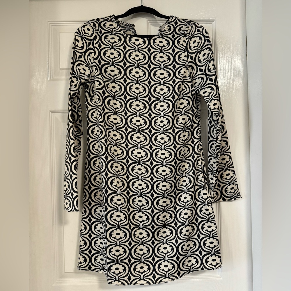 Long sleeve mini Mango dress